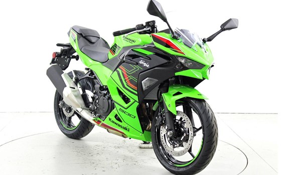 Neufahrzeug Kawasaki Ninja 500 SE - Bild 2