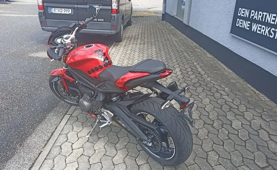 Angebot Triumph Street Triple S Bild 5: Angebot Triumph Street Triple S