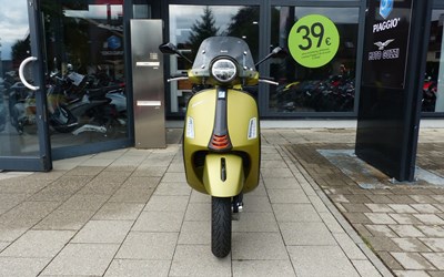 Vespa Super Sport