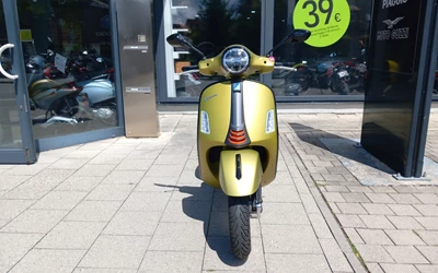 Vespa Super Sport