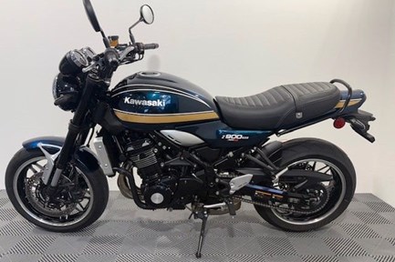 Kawasaki Z900 RS