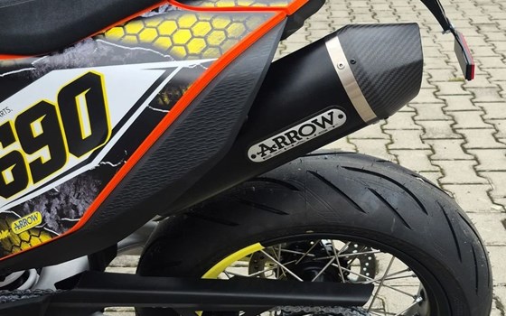 Gebrauchtmotorrad KTM 690 SMC R - Bild 10