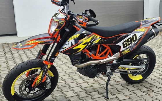 Gebrauchtmotorrad KTM 690 SMC R - Bild 6