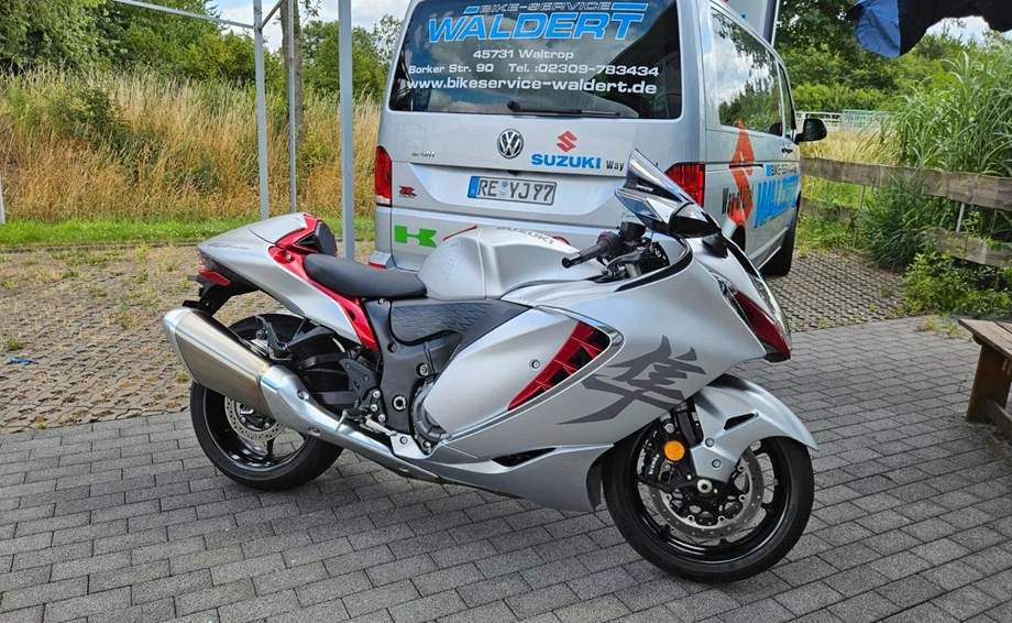 Angebot Suzuki GSX 1300 R Bild 1: Angebot Suzuki GSX 1300 R