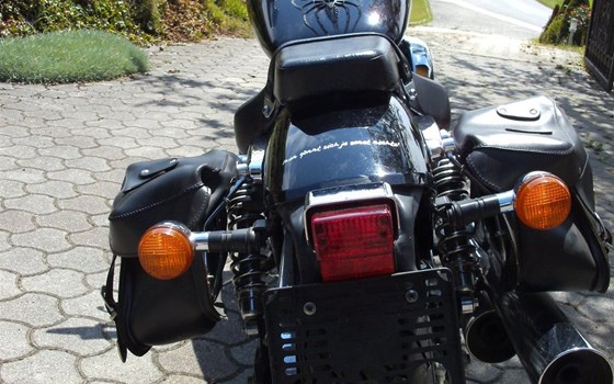 Gebrauchtmotorrad Honda VT 750 DC Black Widow - Bild 5 Gebrauchtmotorrad Honda VT 750 DC Black Widow - Bild 5