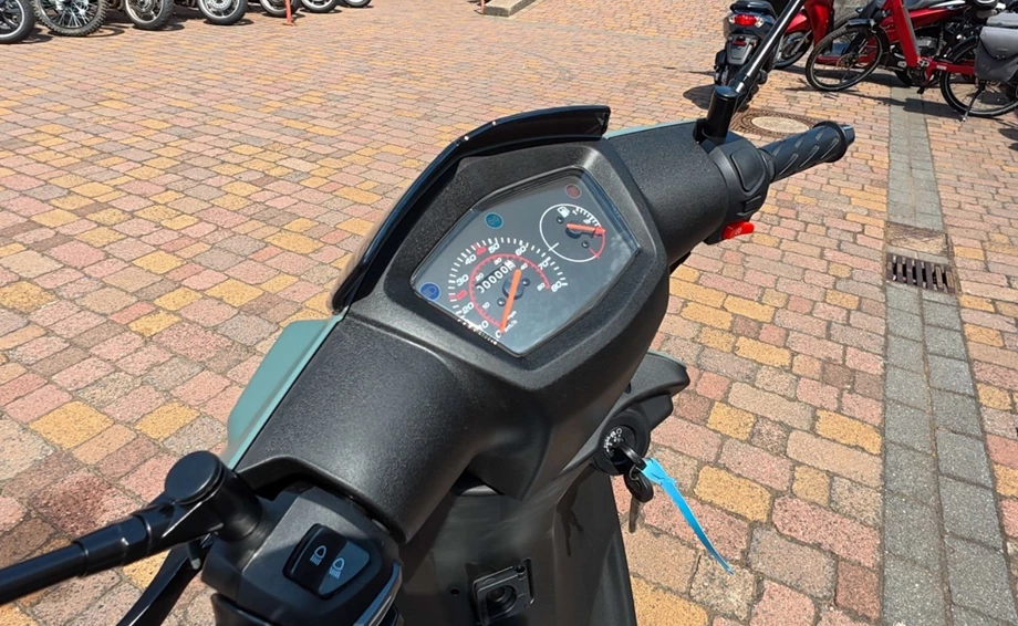 Offer Peugeot Kisbee 50 Shadow Bild 5: Offer Peugeot Kisbee 50 Shadow