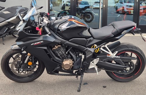 Gebrauchtmotorrad Honda CBR650R