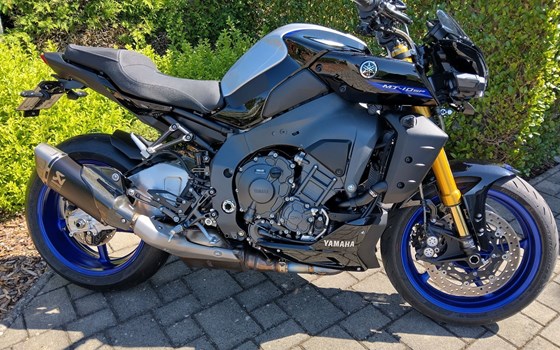 Gebrauchtmotorrad Yamaha MT-10 SP - Bild 2 Gebrauchtmotorrad Yamaha MT-10 SP - Bild 2