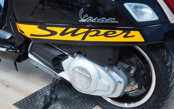 Gebrauchtmotorrad Vespa GTS 125 ie Super - Bild 10 Gebrauchtmotorrad Vespa GTS 125 ie Super - Bild 10