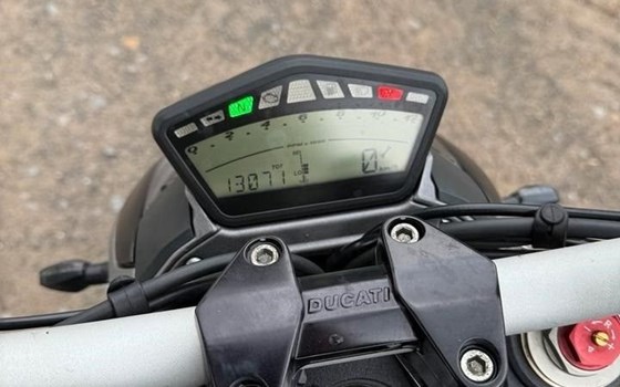 Gebrauchtmotorrad Ducati Streetfighter 848 - Bild 4