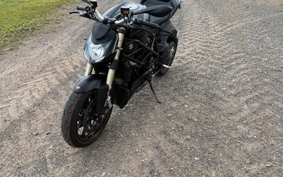 Gebrauchtmotorrad Ducati Streetfighter 848 - Bild 7