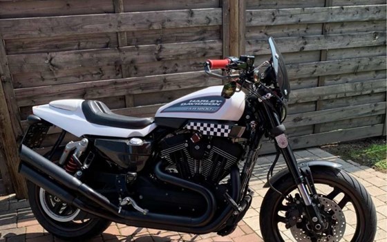 Gebrauchtmotorrad Harley-Davidson Sportster XR 1200X - Bild 3 Gebrauchtmotorrad Harley-Davidson Sportster XR 1200X - Bild 3