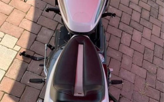 Gebrauchtmotorrad Harley-Davidson Sportster XR 1200X - Bild 14 Gebrauchtmotorrad Harley-Davidson Sportster XR 1200X - Bild 14