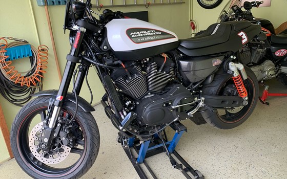 Gebrauchtmotorrad Harley-Davidson Sportster XR 1200X - Bild 2 Gebrauchtmotorrad Harley-Davidson Sportster XR 1200X - Bild 2