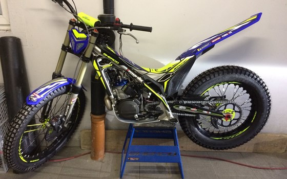 Gebrauchtmotorrad Sherco 300 ST Factory - Bild 1 Gebrauchtmotorrad Sherco 300 ST Factory - Bild 1