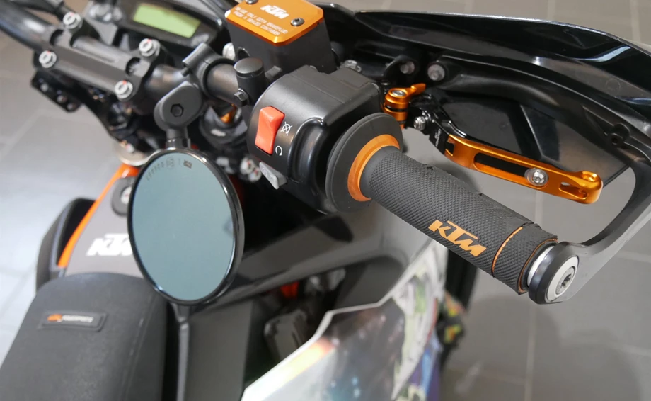 Angebot KTM 690 SMC R Bild 11: Angebot KTM 690 SMC R