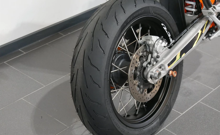Angebot KTM 690 SMC R Bild 15: Angebot KTM 690 SMC R