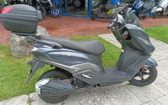 Gebrauchtmotorrad Suzuki Burgman 125 - Bild 4