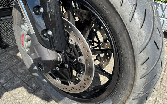 Gebrauchtmotorrad Triumph Rocket 3 Storm R - Bild 5