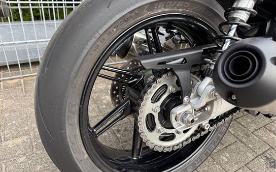 Gebrauchtmotorrad Triumph Speed Twin 1200 RS - Bild 3