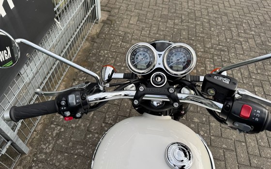Gebrauchtmotorrad Triumph Bonneville T120 - Bild 6