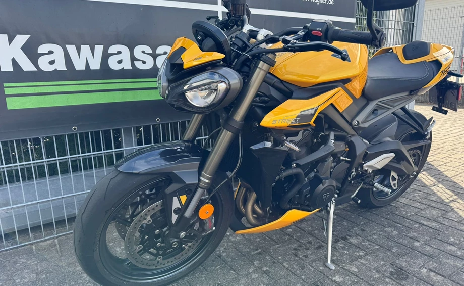 Angebot Triumph Street Triple 765 RS Bild 8: Angebot Triumph Street Triple 765 RS