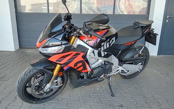 Gebrauchtmotorrad Aprilia Tuono V4 1100 Factory - Bild 2 Gebrauchtmotorrad Aprilia Tuono V4 1100 Factory - Bild 2