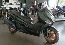 Neumotorrad Suzuki Burgman 400