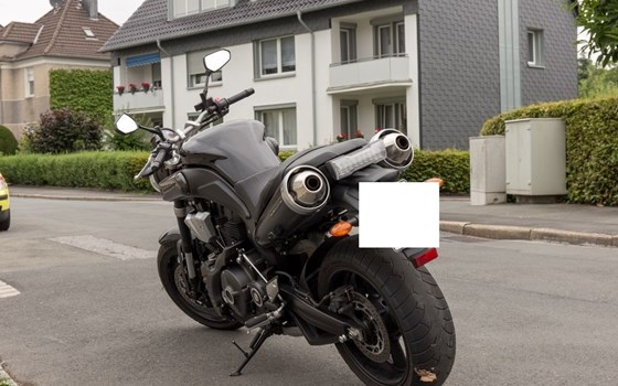 Gebrauchtmotorrad Yamaha MT-01 - Bild 3 Gebrauchtmotorrad Yamaha MT-01 - Bild 3