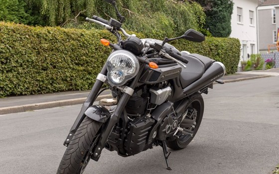 Gebrauchtmotorrad Yamaha MT-01 - Bild 4 Gebrauchtmotorrad Yamaha MT-01 - Bild 4