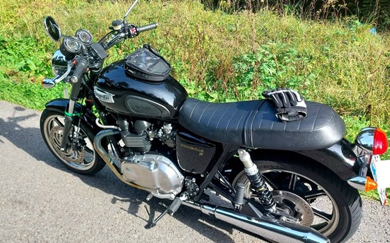Gebrauchtmotorrad Triumph Bonneville SE - Bild 1