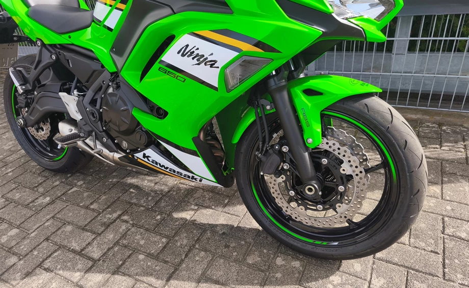 Angebot Kawasaki Ninja 650 Bild 2: Angebot Kawasaki Ninja 650