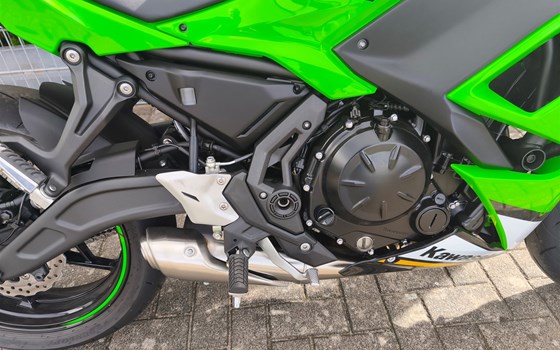 Gebrauchtmotorrad Kawasaki Ninja 650 - Bild 3