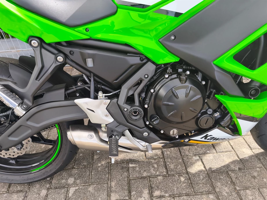 Angebot Kawasaki Ninja 650 Bild 3: Angebot Kawasaki Ninja 650