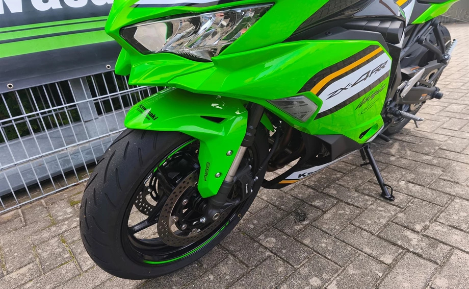 Angebot Kawasaki Ninja ZX-4RR Bild 10: Angebot Kawasaki Ninja ZX-4RR