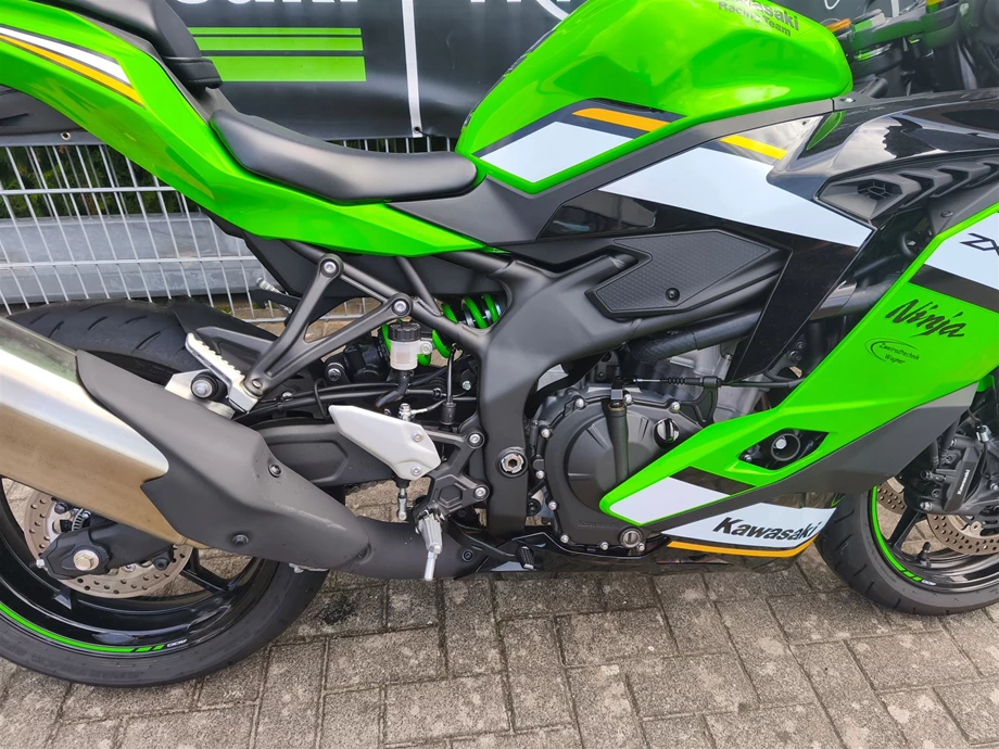 Angebot Kawasaki Ninja ZX-4RR Bild 3: Angebot Kawasaki Ninja ZX-4RR