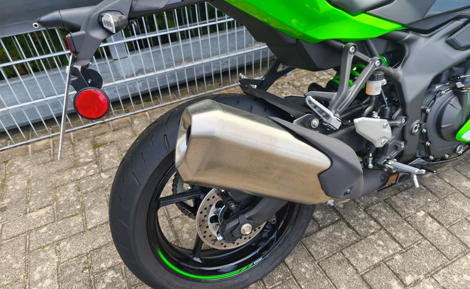 Angebot Kawasaki Ninja ZX-4RR Bild 4: Angebot Kawasaki Ninja ZX-4RR