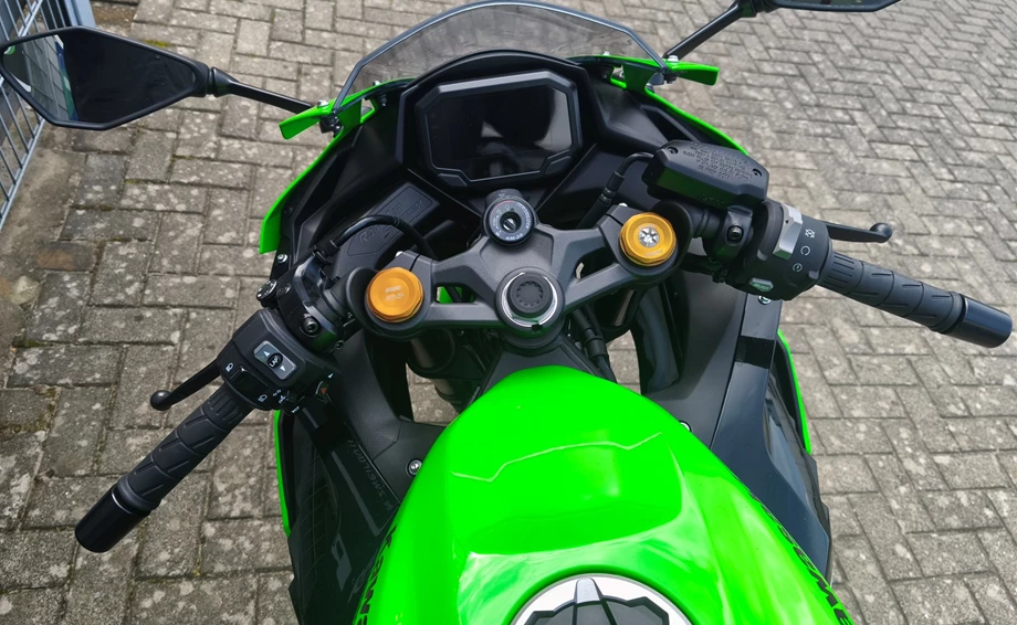 Angebot Kawasaki Ninja ZX-4RR Bild 6: Angebot Kawasaki Ninja ZX-4RR