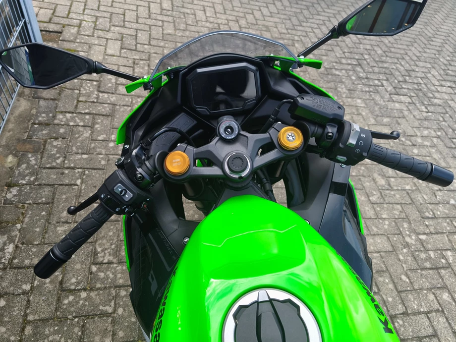 Angebot Kawasaki Ninja ZX-4RR Bild 6: Angebot Kawasaki Ninja ZX-4RR