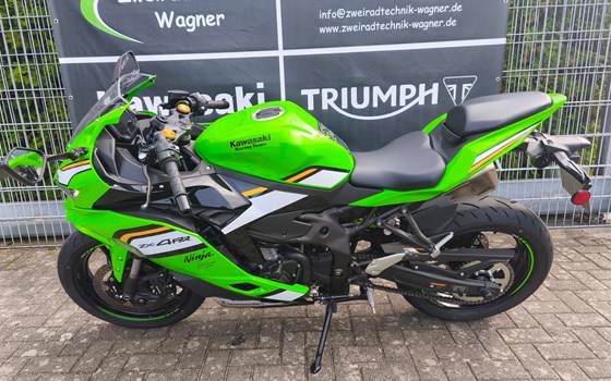 Gebrauchtmotorrad Kawasaki Ninja ZX-4RR - Bild 8