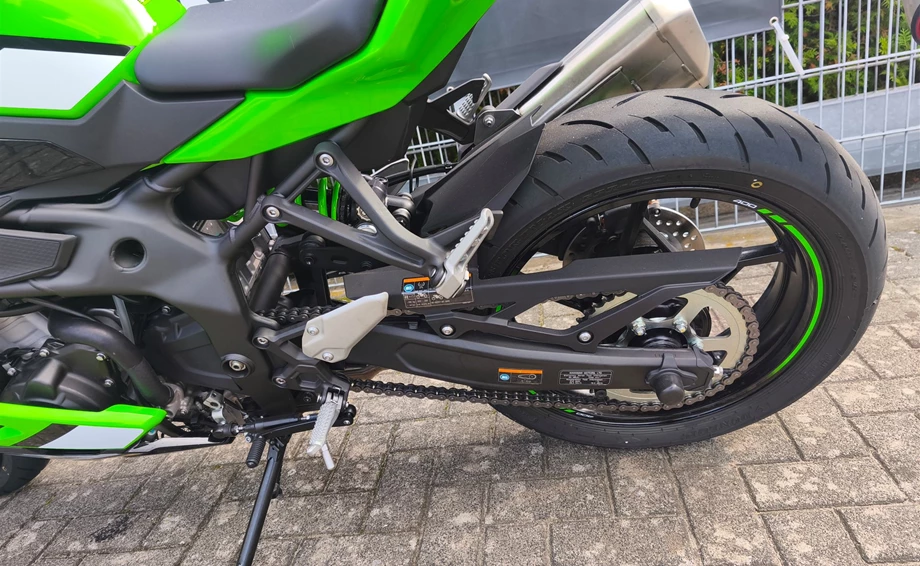 Angebot Kawasaki Ninja ZX-4RR Bild 9: Angebot Kawasaki Ninja ZX-4RR