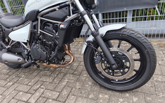 Gebrauchtmotorrad Kawasaki Eliminator 500 - Bild 2