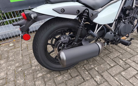 Gebrauchtmotorrad Kawasaki Eliminator 500 - Bild 3