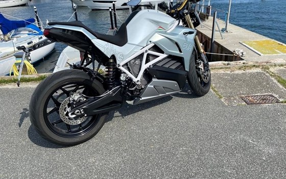 Gebrauchtmotorrad Energica Eva 107 - Bild 4