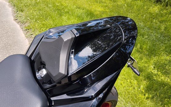 Gebrauchtmotorrad Suzuki GSX-S750 - Bild 10 Gebrauchtmotorrad Suzuki GSX-S750 - Bild 10