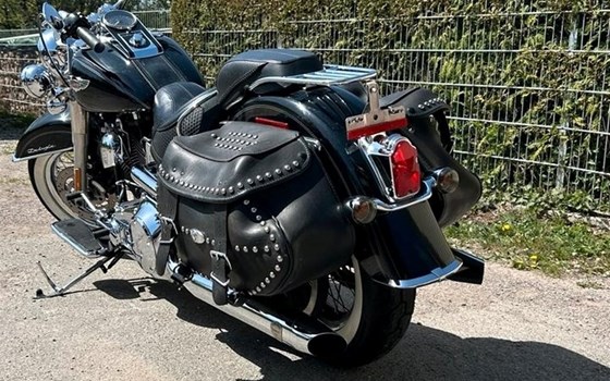 Gebrauchtmotorrad Harley-Davidson Softail Deluxe FLSTN - Bild 4