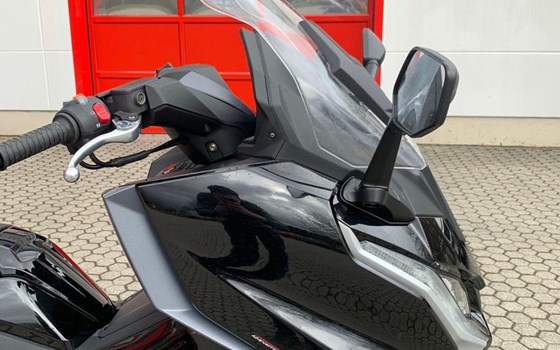 Neufahrzeug Kymco AK 550i ABS PREMIUM - Bild 11