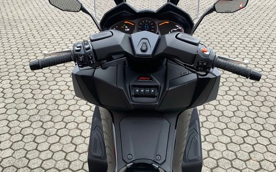 Neufahrzeug Kymco AK 550i ABS PREMIUM - Bild 8