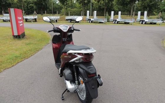 Neufahrzeug Honda SH125 - Bild 9