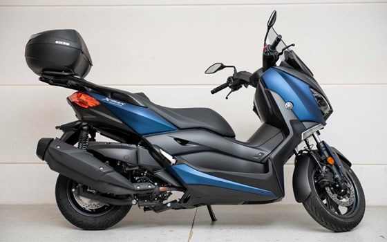 Gebrauchtmotorrad Yamaha XMAX 400 - Bild 1